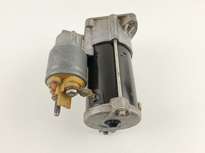 Recambio de motor arranque para dacia dokker ambiance referencia OEM IAM 233008223R RSM1411 