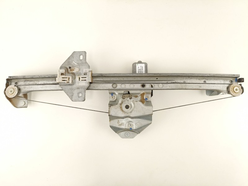 Recambio de elevalunas delantero derecho para dacia dokker ambiance referencia OEM IAM 807209071R 9030319C 128001471B