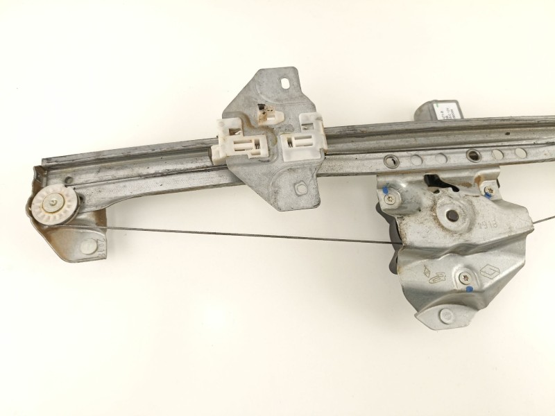 Recambio de elevalunas delantero derecho para dacia dokker ambiance referencia OEM IAM 807209071R 9030319C 128001471B