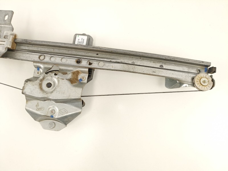 Recambio de elevalunas delantero derecho para dacia dokker ambiance referencia OEM IAM 807209071R 9030319C 128001471B