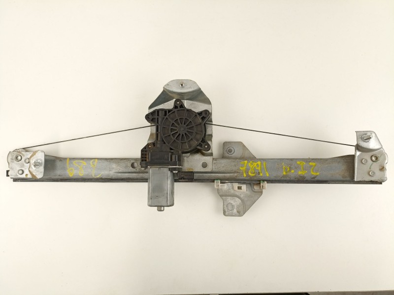 Recambio de elevalunas delantero izquierdo para dacia dokker ambiance referencia OEM IAM 807213915R 9030318C 128001472B