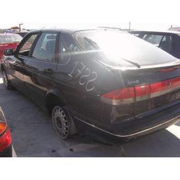 SAAB 900 de desguace