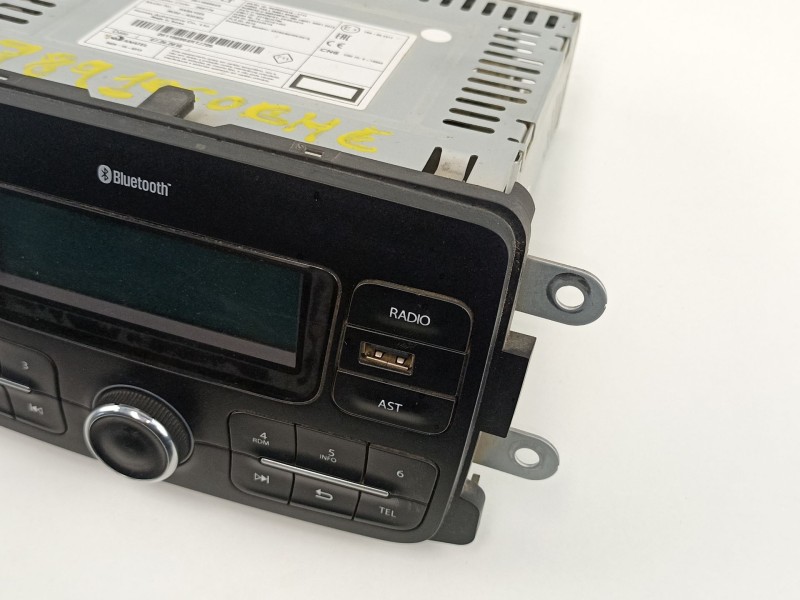 Recambio de radio cd/mp3 para dacia dokker ambiance referencia OEM IAM 281156864R 269779 