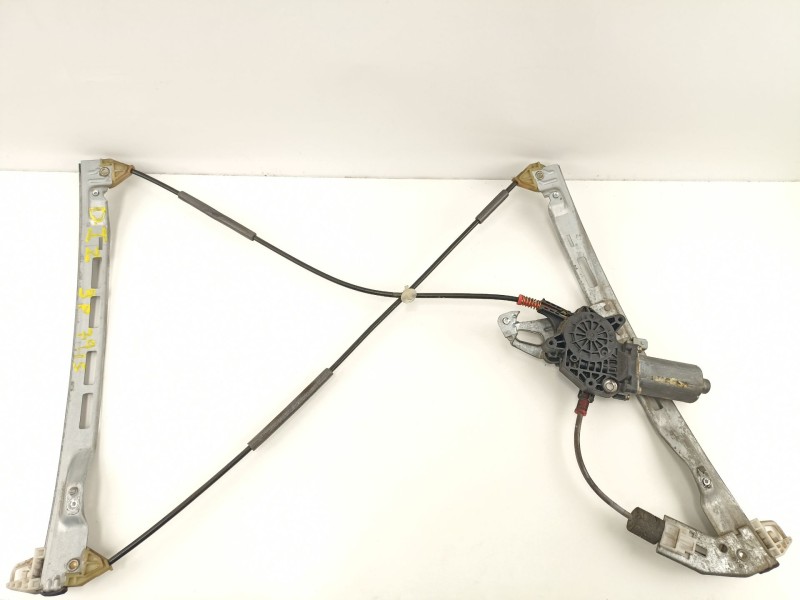 Recambio de elevalunas delantero izquierdo para peugeot 206 berlina xr referencia OEM IAM 9221F9  