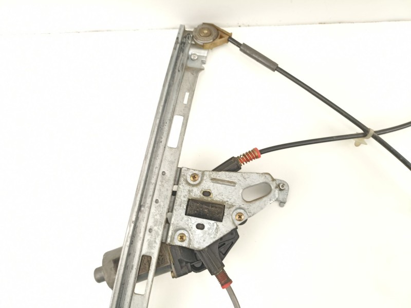 Recambio de elevalunas delantero izquierdo para peugeot 206 berlina xr referencia OEM IAM 9221F9  