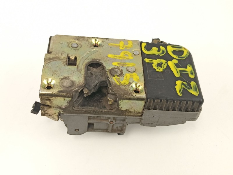 Recambio de cerradura puerta delantera izquierda para peugeot 206 berlina xr referencia OEM IAM 9135H2  