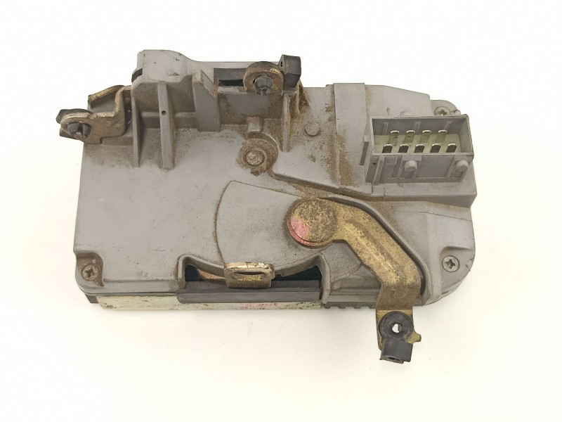 Recambio de cerradura puerta delantera izquierda para peugeot 206 berlina xr referencia OEM IAM 9135H2  