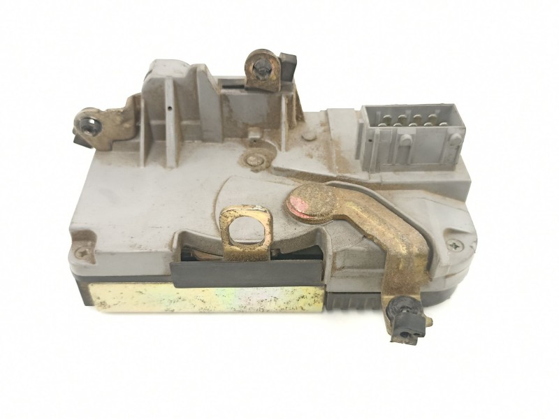 Recambio de cerradura puerta delantera izquierda para peugeot 206 berlina xr referencia OEM IAM 9135H2  