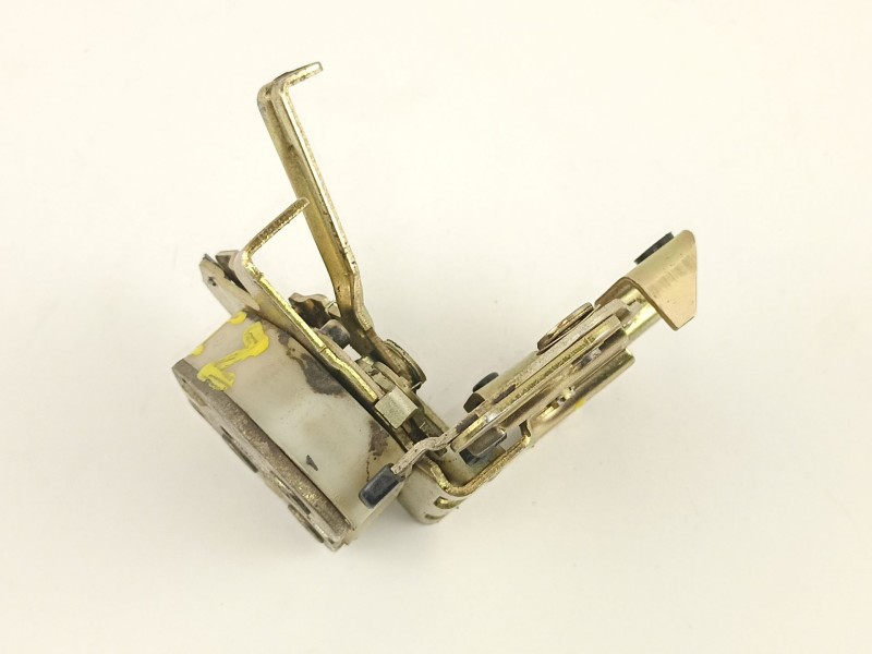 Recambio de cerradura puerta trasera izquierda para renault 9 (l42_) 1.4 (l422, l42c) referencia OEM IAM 7700757789  