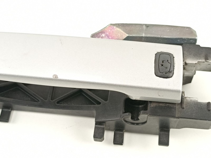 Recambio de manilla delantera izquierda para infiniti g37 sedan v36 n02 referencia OEM IAM 80640JU66A  80611JK000