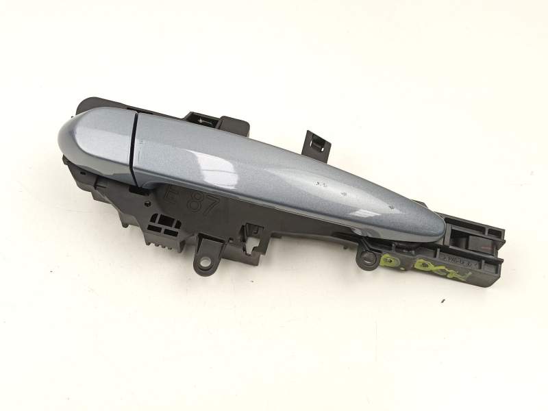Recambio de manilla delantera derecha para bmw 1 (e87) 118 d referencia OEM IAM 51217200936  