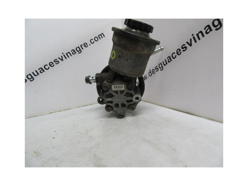 Recambio de bomba dirección : toyota yaris : 1.0 g 5p [1999] para toyota yaris 1.0 g referencia OEM IAM   