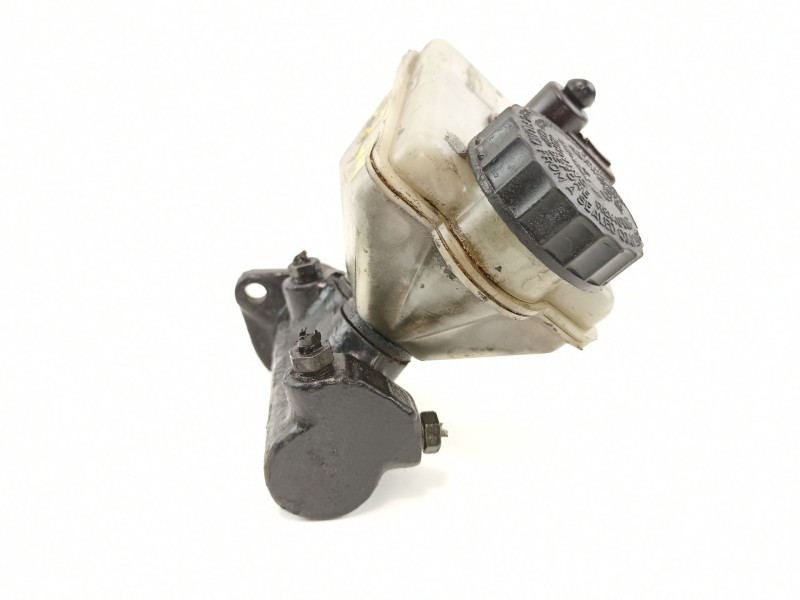 Recambio de bomba de freno para peugeot 605 1.9 d 12v referencia OEM IAM 4601E3  