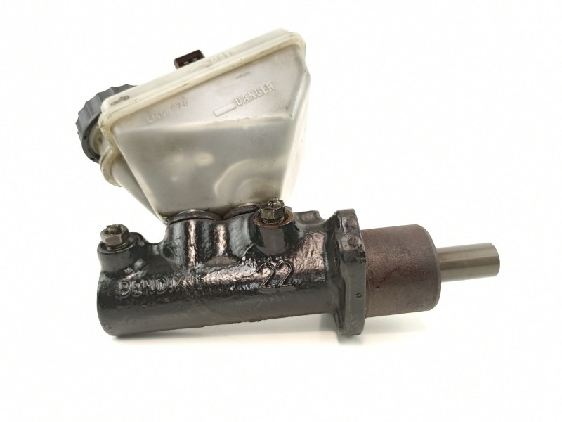 Recambio de bomba de freno para peugeot 605 1.9 d 12v referencia OEM IAM 4601E3  