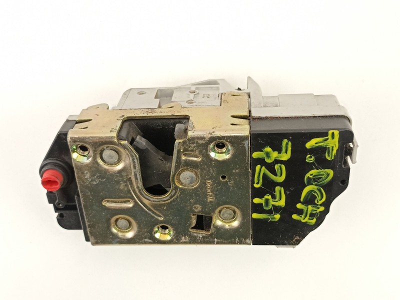 Recambio de cerradura puerta trasera derecha para peugeot 406 2.0 hdi referencia OEM IAM 913870  