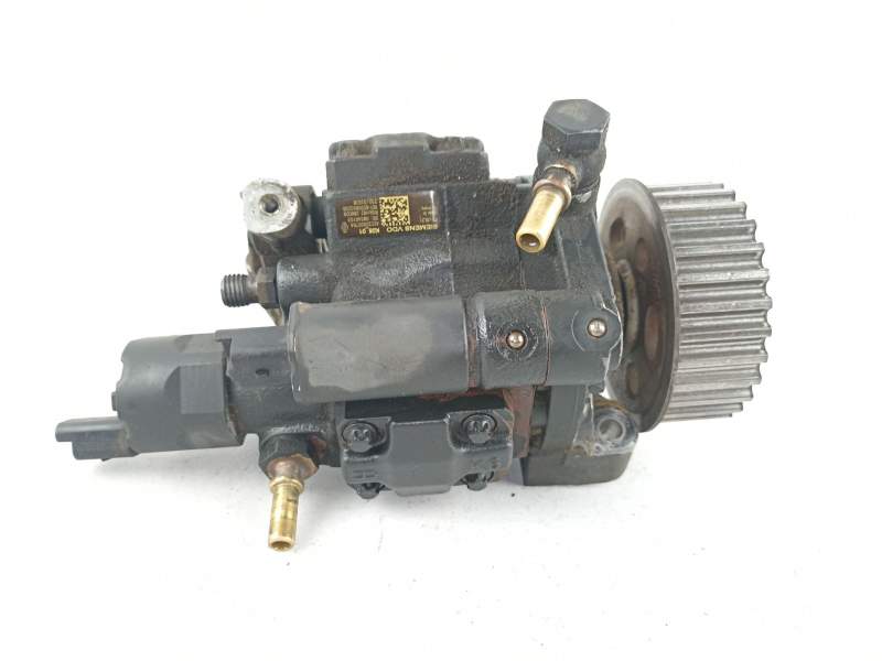 Recambio de bomba inyectora diesel para nissan qashqai (j10) tekna referencia OEM IAM 8200663258 5WS40153 