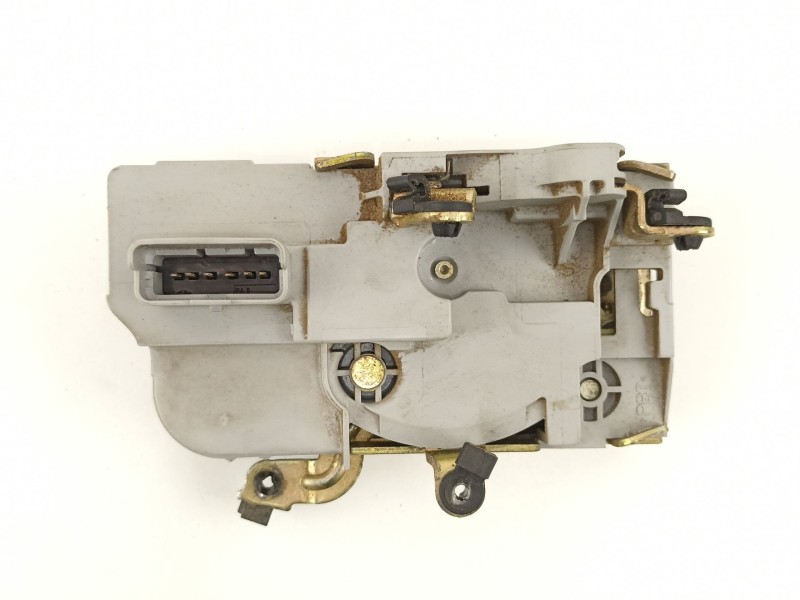 Recambio de cerradura puerta delantera derecha para peugeot 406 2.0 hdi referencia OEM IAM 9136J6  