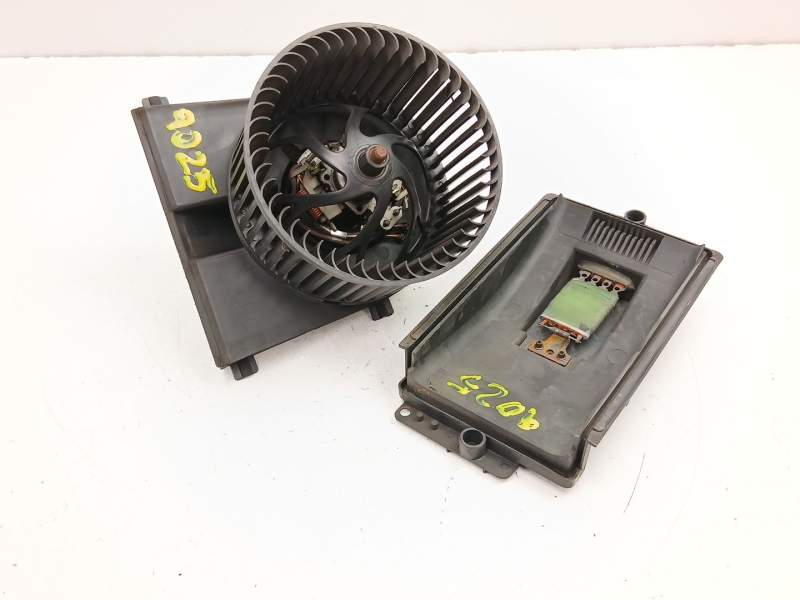 Recambio de motor calefaccion para volkswagen golf iv (1j1) 1.9 tdi referencia OEM IAM 1J1819021A  