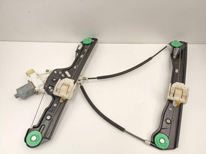 Recambio de elevalunas delantero izquierdo para bmw 1 (e87) 118 d referencia OEM IAM 7067795  