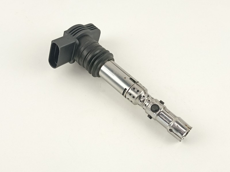 Recambio de bobina para audi a4 avant (8e) 1.8 20v turbo referencia OEM IAM 06A905115D 78251001 