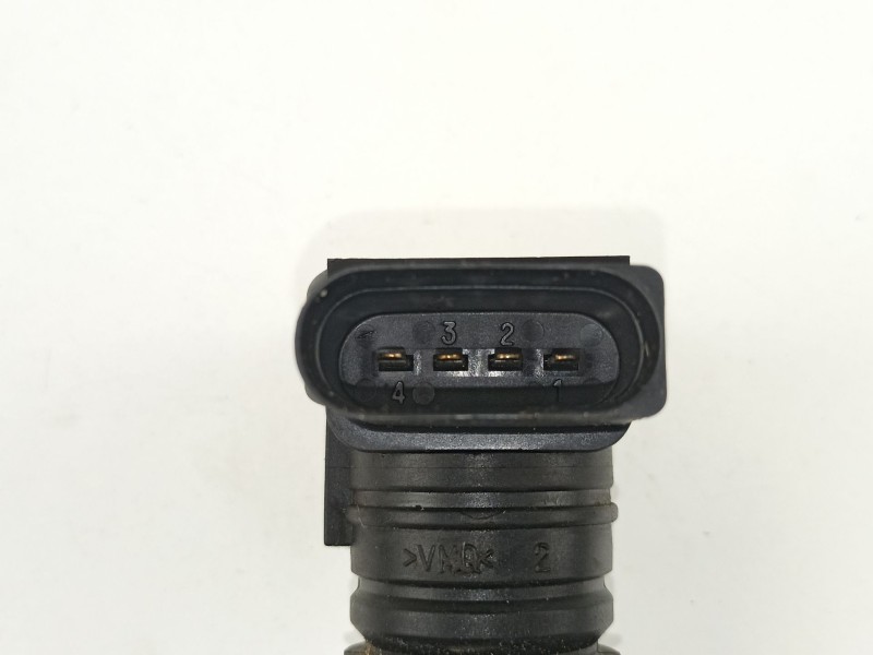 Recambio de bobina para audi a4 avant (8e) 1.8 20v turbo referencia OEM IAM 06A905115D 78251001 