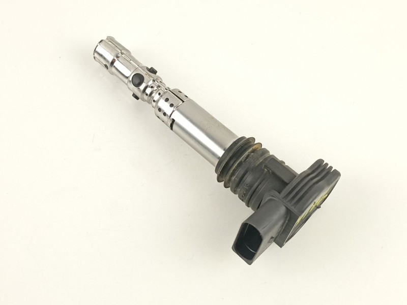 Recambio de bobina para audi a4 avant (8e) 1.8 20v turbo referencia OEM IAM 06A905115D 78251001 