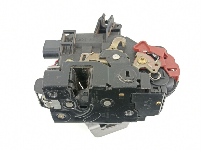 Recambio de cerradura puerta trasera derecha para audi a4 avant (8e) 1.8 20v turbo referencia OEM IAM 4B0839016D  