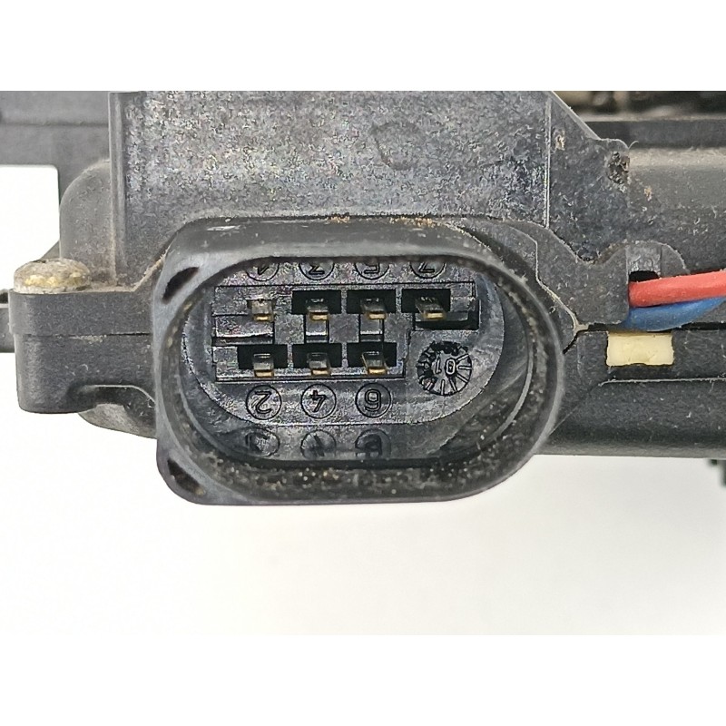 Recambio de cerradura puerta trasera derecha para audi a4 avant (8e) 1.8 20v turbo referencia OEM IAM 4B0839016D  