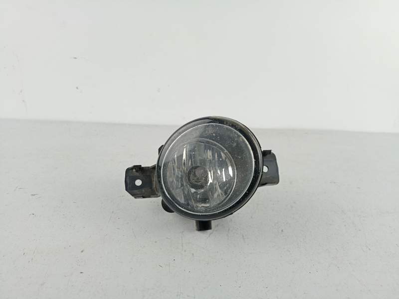 Recambio de antiniebla derecho para nissan qashqai (j10) tekna referencia OEM IAM B6A508990A 89206425 