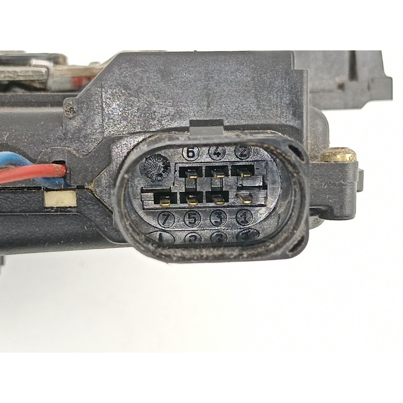 Recambio de cerradura puerta trasera izquierda para audi a4 avant (8e) 1.8 20v turbo referencia OEM IAM 4B0839015D  