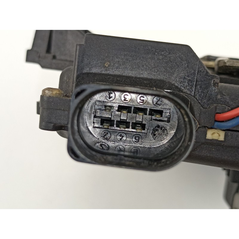 Recambio de cerradura puerta delantera derecha para audi a4 avant (8e) 1.8 20v turbo referencia OEM IAM 4B1837016E  