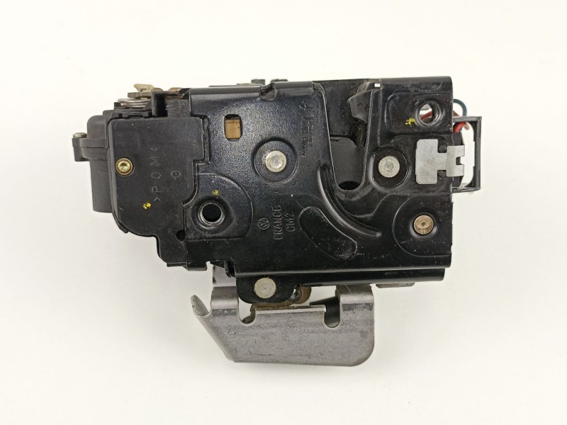 Recambio de cerradura puerta delantera izquierda para audi a4 avant (8e) 1.8 20v turbo referencia OEM IAM 4B1837015B  