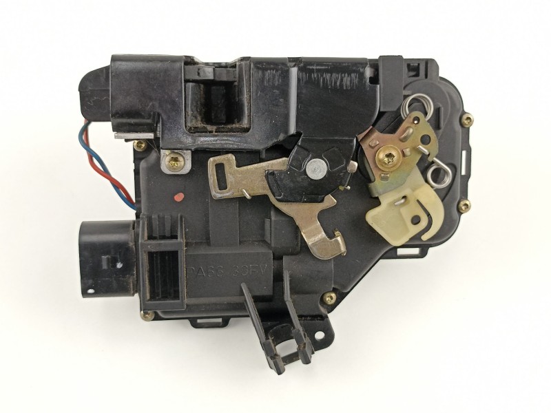 Recambio de cerradura puerta delantera izquierda para audi a4 avant (8e) 1.8 20v turbo referencia OEM IAM 4B1837015B  