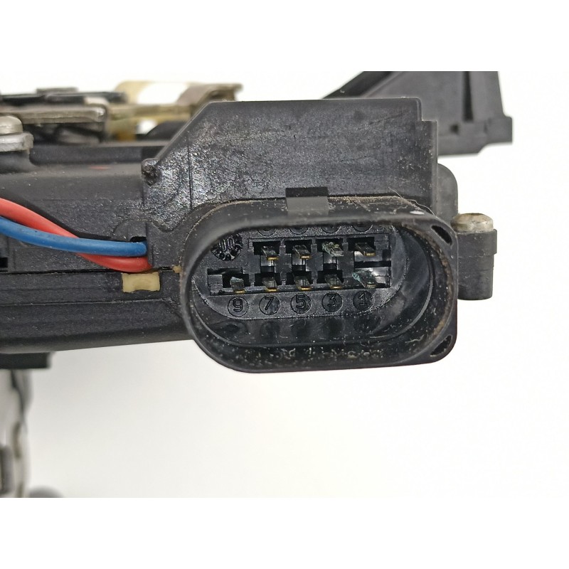 Recambio de cerradura puerta delantera izquierda para audi a4 avant (8e) 1.8 20v turbo referencia OEM IAM 4B1837015B  