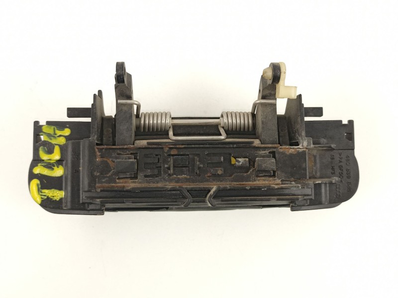 Recambio de manilla trasera derecha para audi a4 avant (8e) 1.8 20v turbo referencia OEM IAM 4B0839885  