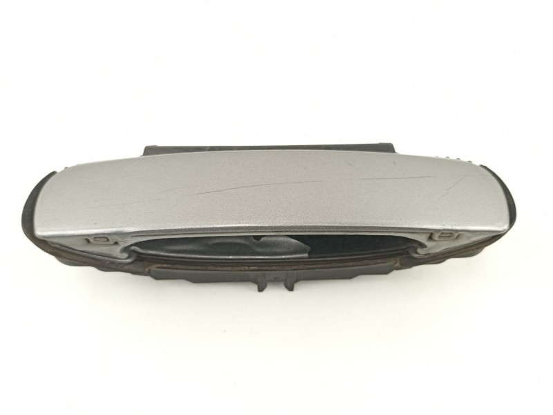 Recambio de manilla trasera izquierda para audi a4 avant (8e) 1.8 20v turbo referencia OEM IAM 4B0839885  