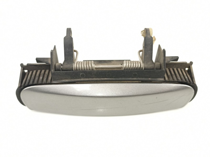 Recambio de manilla trasera izquierda para audi a4 avant (8e) 1.8 20v turbo referencia OEM IAM 4B0839885  