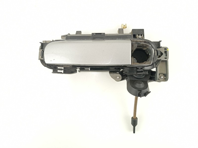 Recambio de manilla delantera izquierda para audi a4 avant (8e) 1.8 20v turbo referencia OEM IAM 8E1837207  