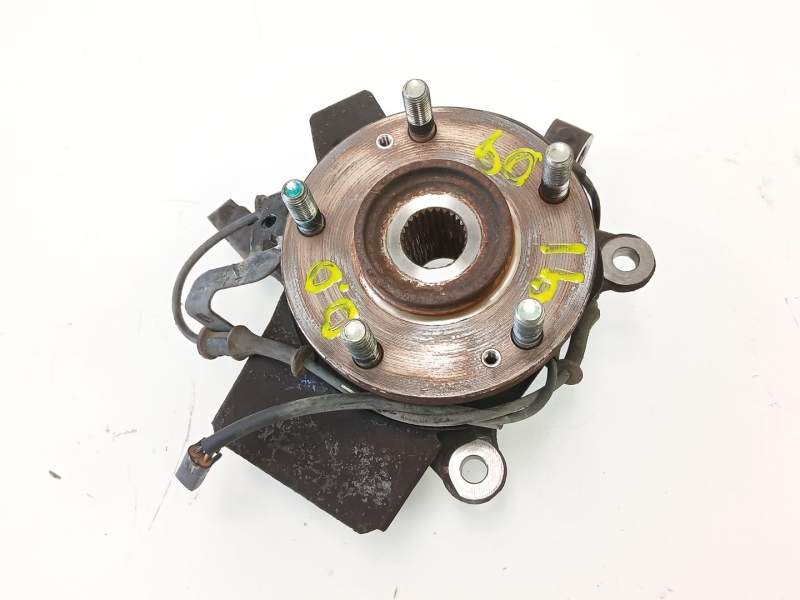 Recambio de mangueta delantera derecha para kia cee´d (jd) 1.4 crdi 90 referencia OEM IAM 51716A6000  