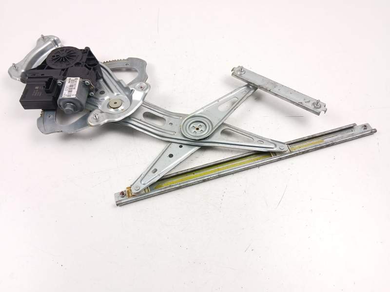 Recambio de elevalunas trasero derecho para renault scénic iii (jz0/1_) 1.5 dci referencia OEM IAM 827303178R  