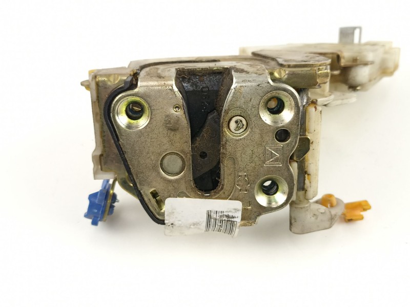 Recambio de cerradura puerta delantera izquierda para nissan terrano/terrano.ii (r20) aventura referencia OEM IAM 805010F415 89A