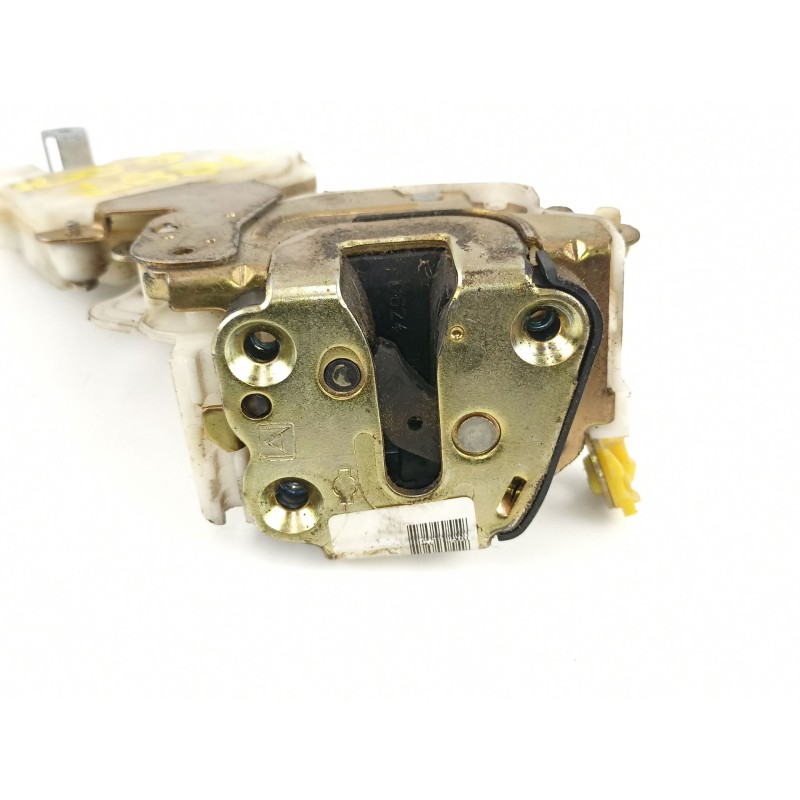 Recambio de cerradura puerta delantera derecha para nissan terrano/terrano.ii (r20) aventura referencia OEM IAM 805000X000 89A54