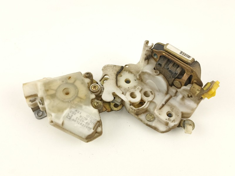 Recambio de cerradura puerta delantera derecha para nissan terrano/terrano.ii (r20) aventura referencia OEM IAM 805000X000 89A54