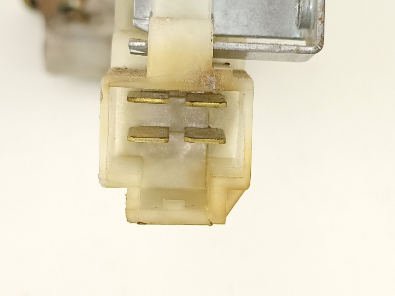 Recambio de cerradura puerta delantera derecha para nissan terrano/terrano.ii (r20) aventura referencia OEM IAM 805000X000 89A54