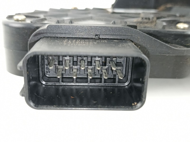 Recambio de cerradura puerta delantera derecha para volvo s40 berlina 2.4 20v diesel referencia OEM IAM 30699447 240007508 