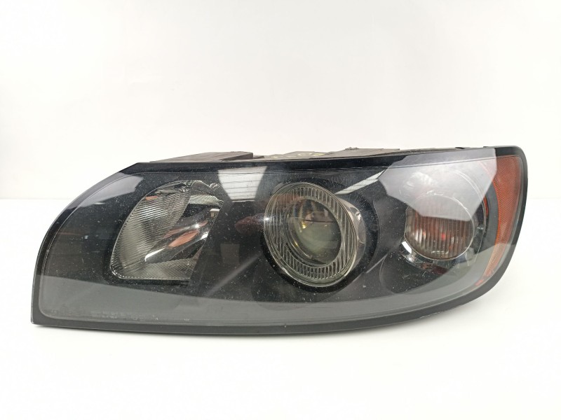 Recambio de faro izquierdo para volvo s40 berlina 2.4 20v diesel referencia OEM IAM 30698636 0301198201 