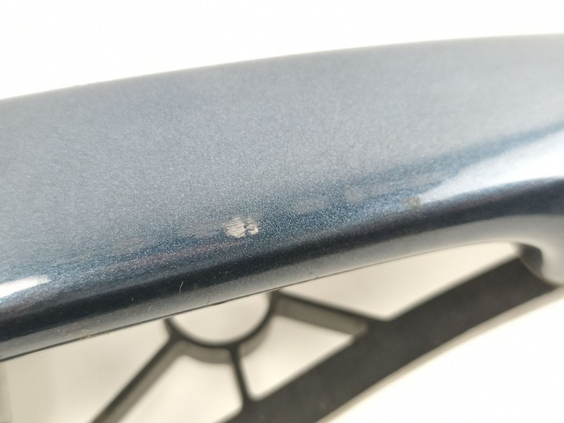 Recambio de manilla trasera derecha para volvo s40 berlina 2.4 20v diesel referencia OEM IAM 30784203  30663866