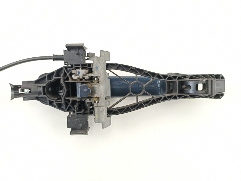 Recambio de manilla trasera izquierda para volvo s40 berlina 2.4 20v diesel referencia OEM IAM 30784202  30663865