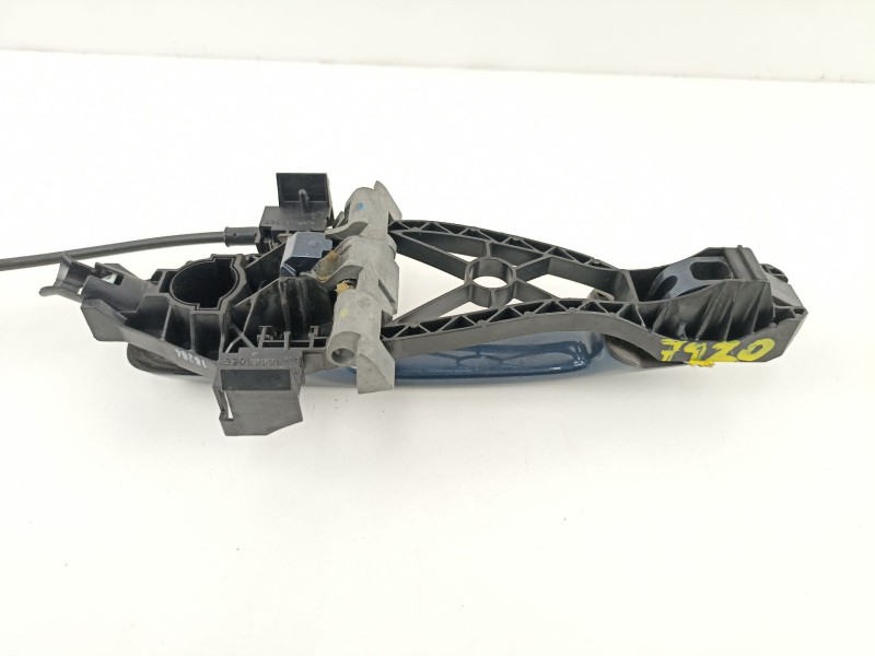 Recambio de manilla trasera izquierda para volvo s40 berlina 2.4 20v diesel referencia OEM IAM 30784202  30663865