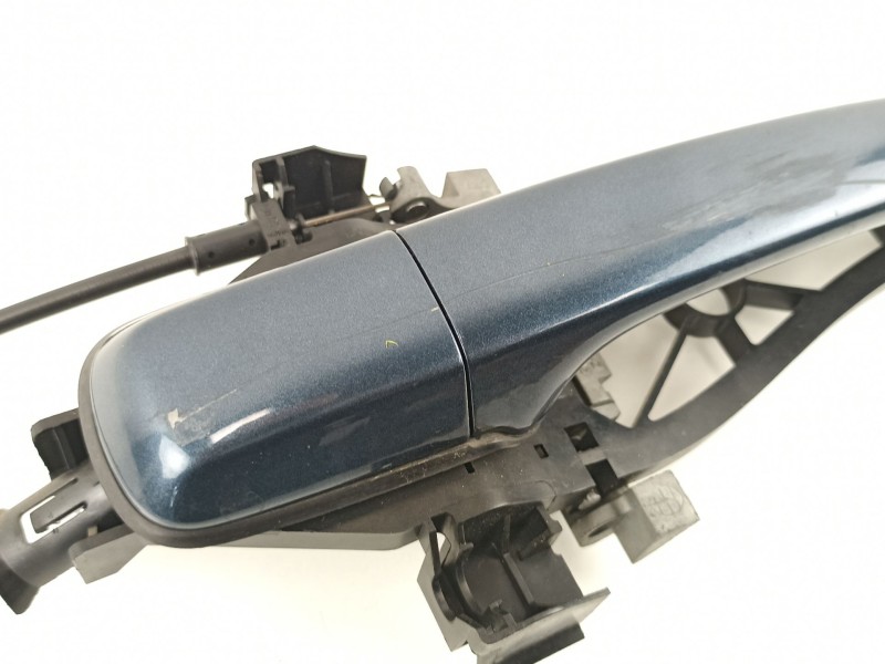 Recambio de manilla delantera derecha para volvo s40 berlina 2.4 20v diesel referencia OEM IAM 30784203  30663866